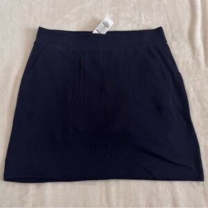 Croft & Barrow Size Small Navy Blue Skort - Skirt w/ Shorts. NEW with tags